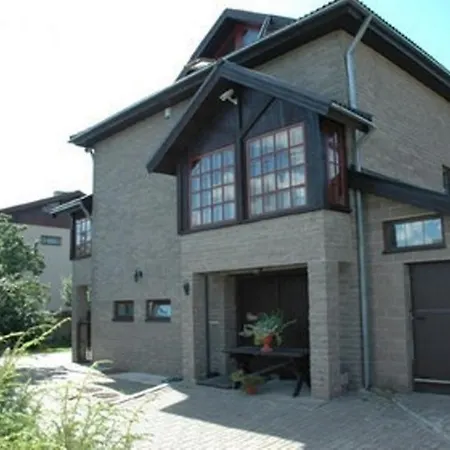 Urusel Guesthouse Konukevi 3*