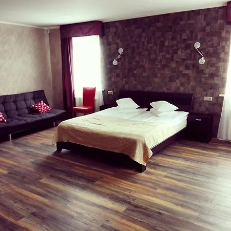Urusel Guesthouse Konukevi