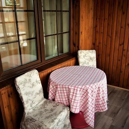 Konukevi Urusel Guesthouse